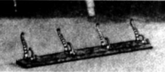 Illustration 13B, Marcel Duchamp, Trap, 1917.